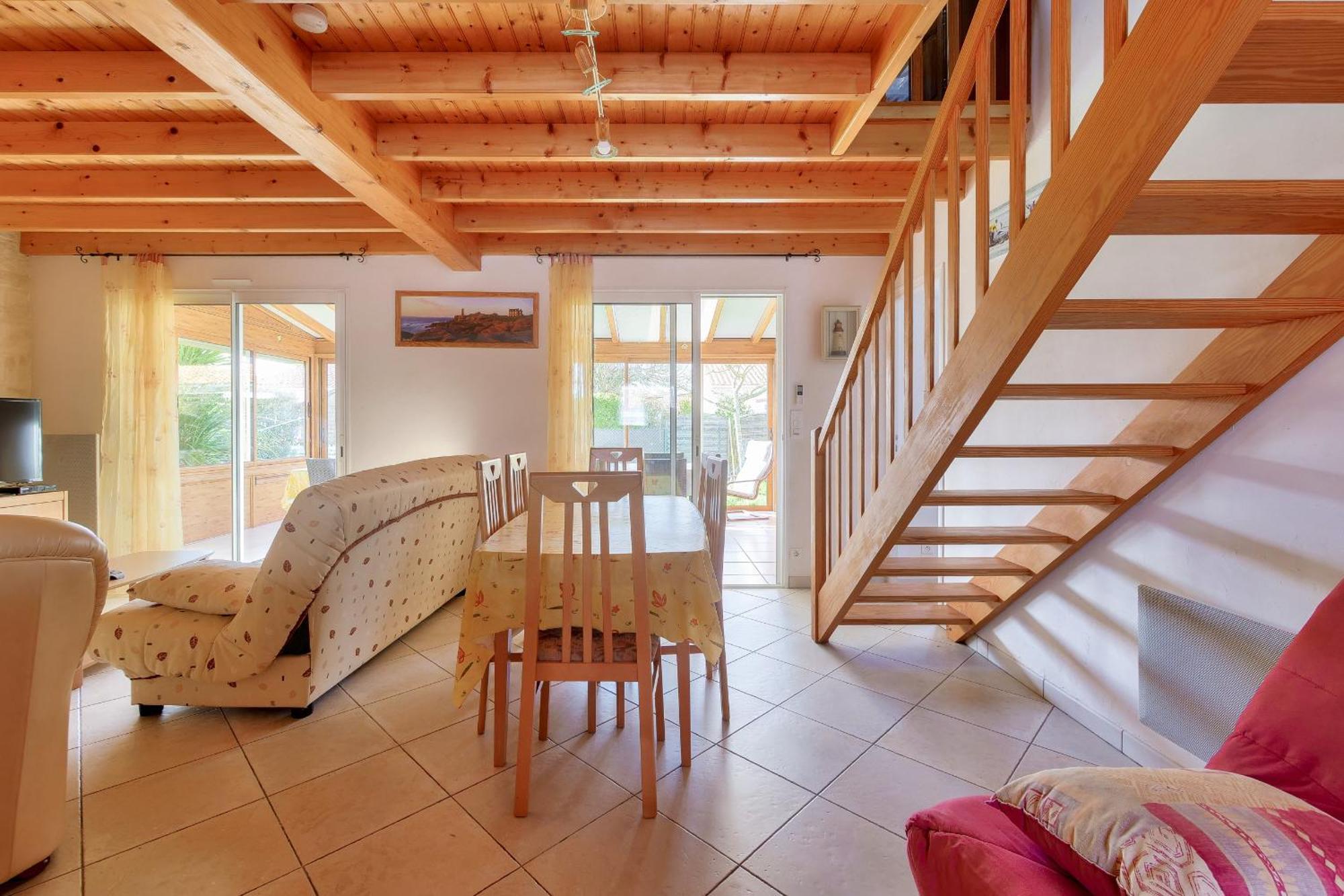 Maison Pour 8 - 5Min De La Plage - Jardin & Veranda لونجفيل-سور-مير المظهر الخارجي الصورة