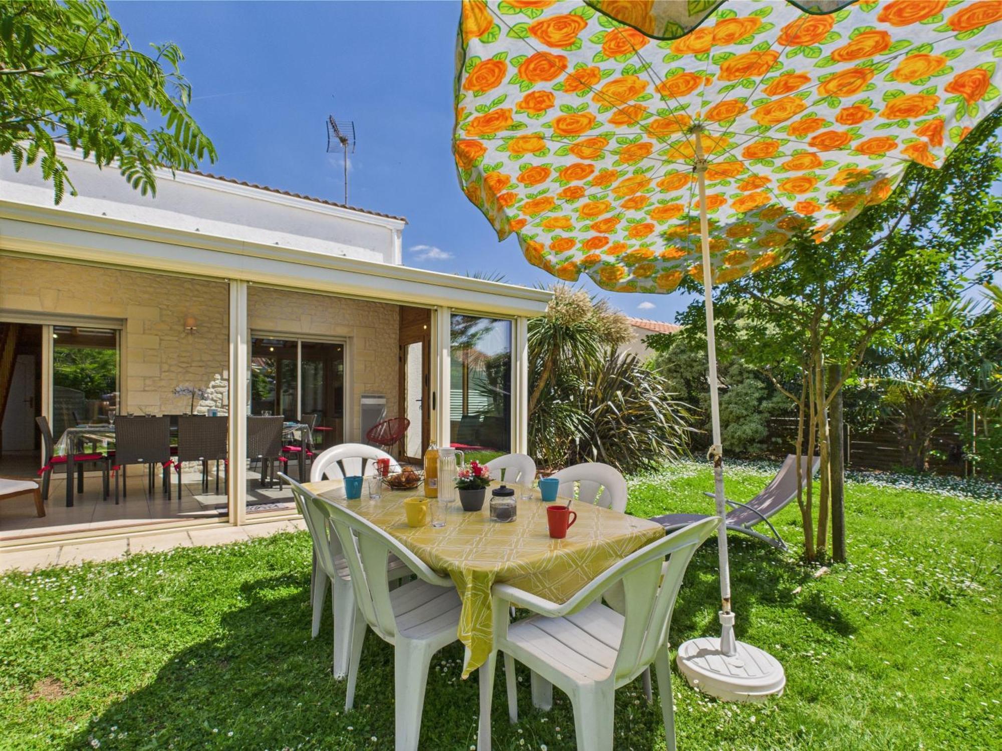 Maison Pour 8 - 5Min De La Plage - Jardin & Veranda لونجفيل-سور-مير المظهر الخارجي الصورة